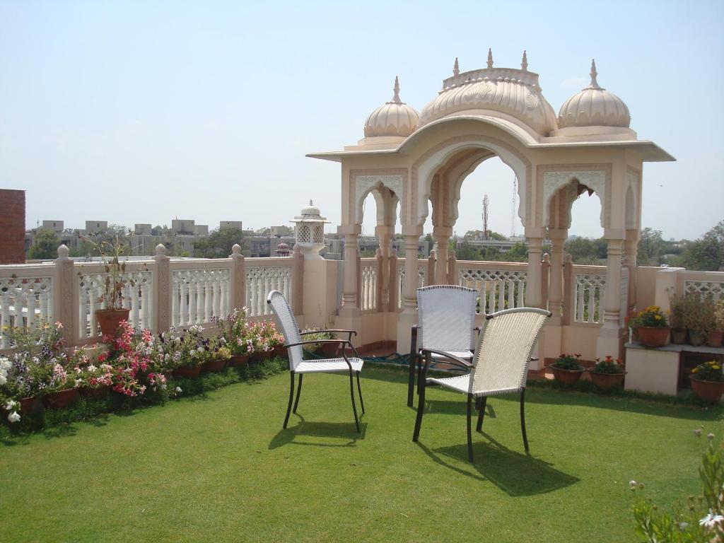 Om Niwas Suite Hotel Divisione di Divisione di Jaipur Esterno foto